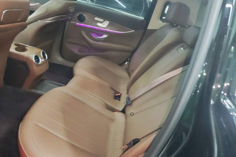 Used Mercedes-Benz E-Class 2019 E 300 L Luxury Model Left Rear Seat