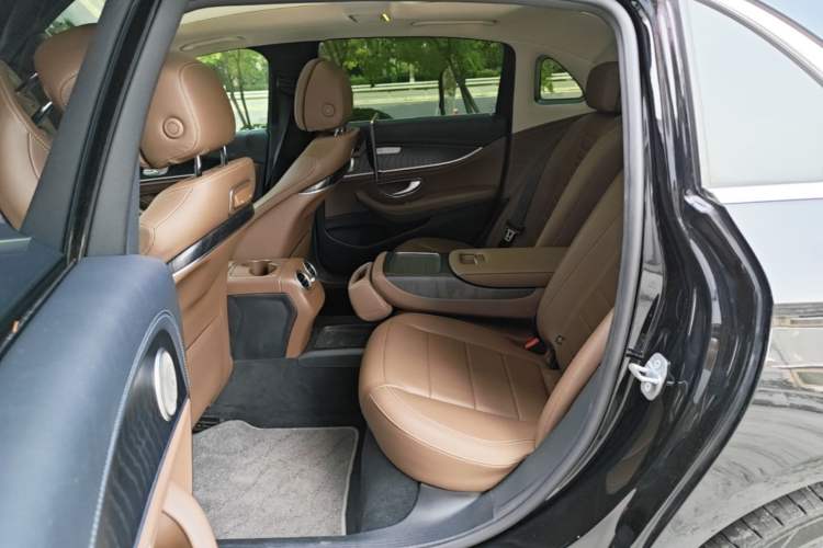 Used Mercedes-Benz E-Class 2019 E 300 L Sporty and Stylish Model Left Rear Seat