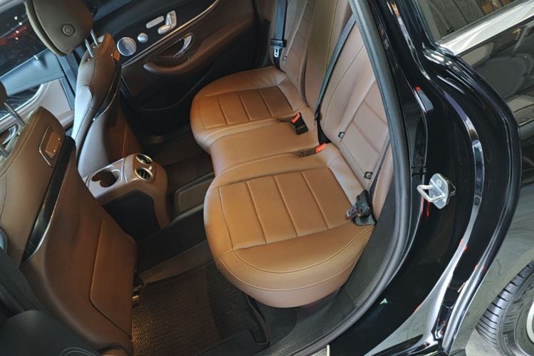 Used Mercedes-Benz E-Class 2019 Restyled E 300 L Sport Luxury Edition Left Rear Seat