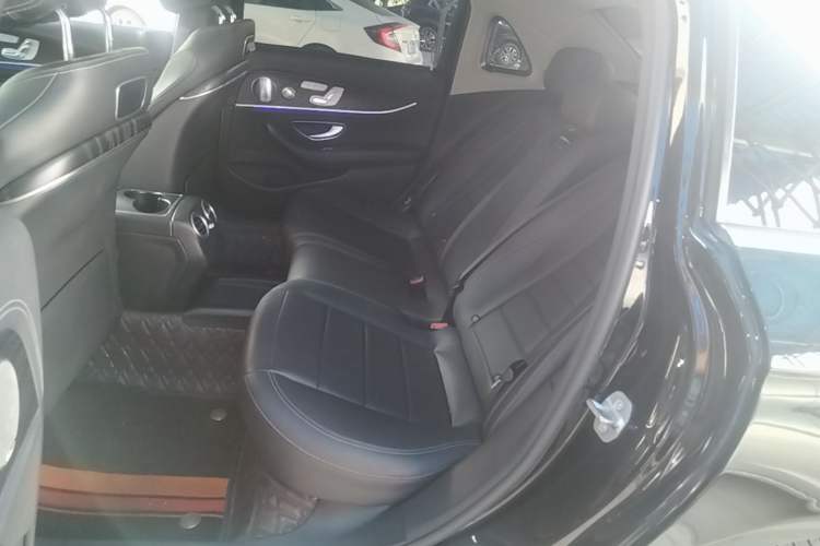 Used Mercedes-Benz E-Class 2019 Restyled E 300 L Sport Luxury Edition Left Rear Seat