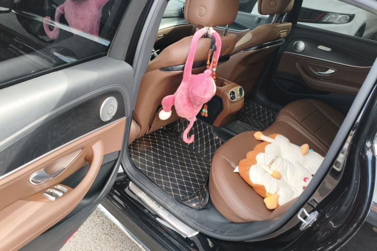 Used Mercedes-Benz E-Class 2019 E 300 L Sporty and Stylish Model Left Rear Seat