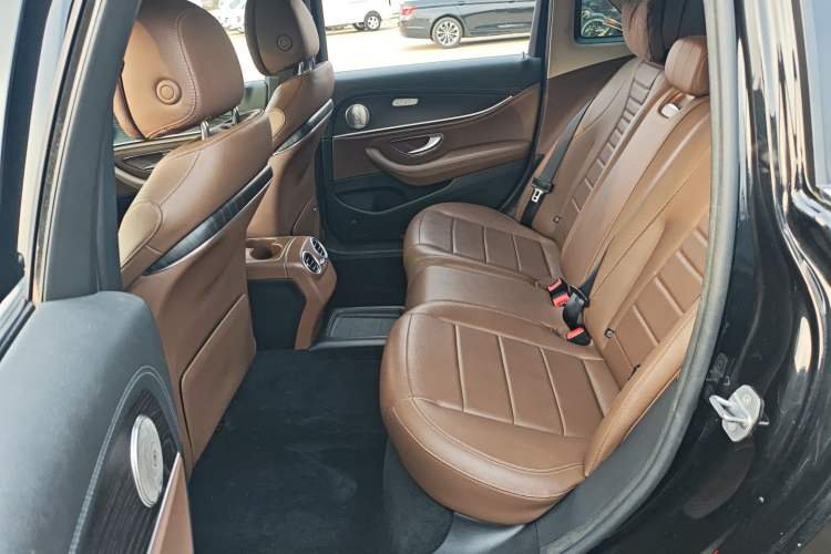 Used Mercedes-Benz E-Class 2019 E 260 L Sport Edition Left Rear Seat