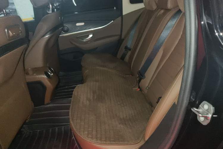 Used Mercedes-Benz E-Class 2019 Restyled E 300 L Sporty and Stylish Edition Left Rear Seat