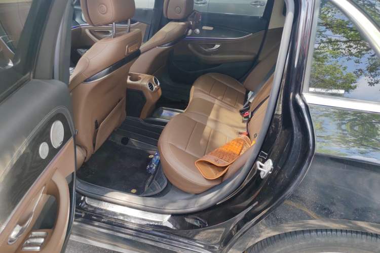 Used Mercedes-Benz E-Class 2019 E 300 L Sporty and Stylish Model Left Rear Seat