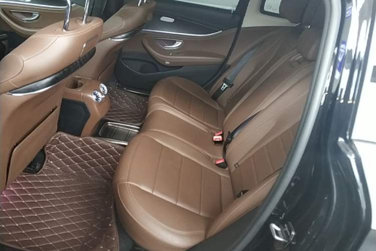 Used Mercedes-Benz E-Class 2019 E 300 L Sporty and Stylish Model Left Rear Seat