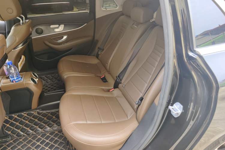 Used Mercedes-Benz E-Class 2019 E 300 L Sport Luxury Edition Left Rear Seat