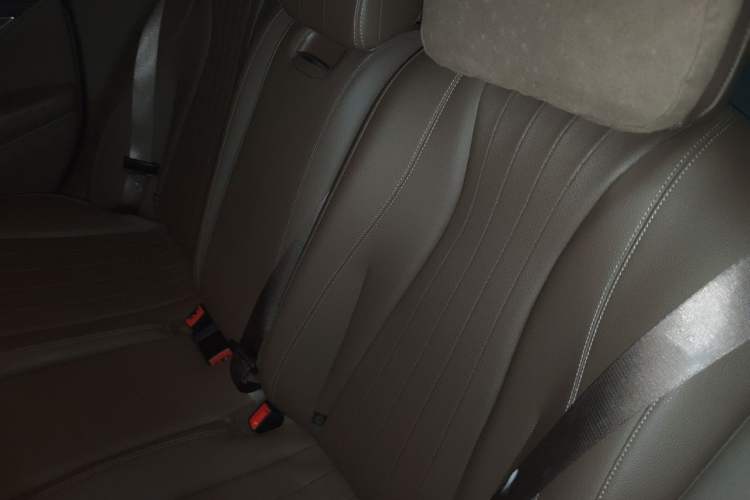 Used Mercedes-Benz E-Class 2019 E 200 L Left Rear Seat