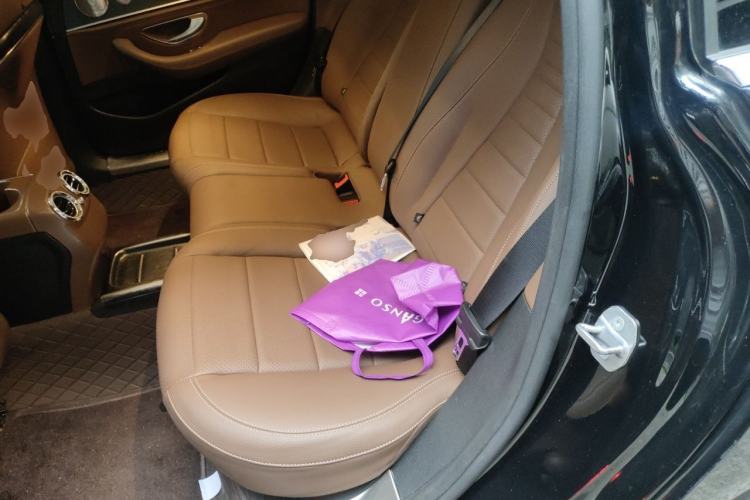Used Mercedes-Benz E-Class 2019 E 300 L Sport Luxury Edition Left Rear Seat
