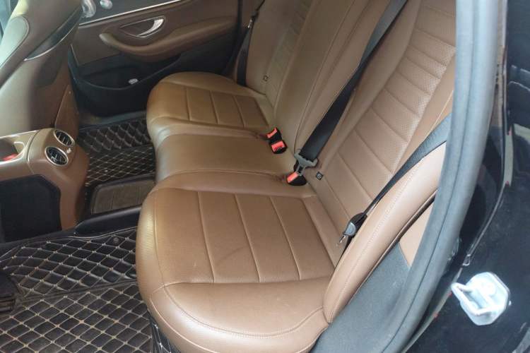 Used Mercedes-Benz E-Class 2019 E 260 L Sport Edition Left Rear Seat