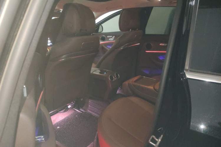 Used Mercedes-Benz E-Class 2019 E 200 L 4MATIC Left Rear Seat