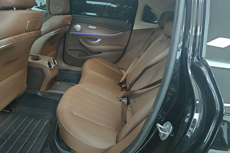 Used Mercedes-Benz E-Class 2019 Facelifted E 300 L Stylish Version Left Rear Seat