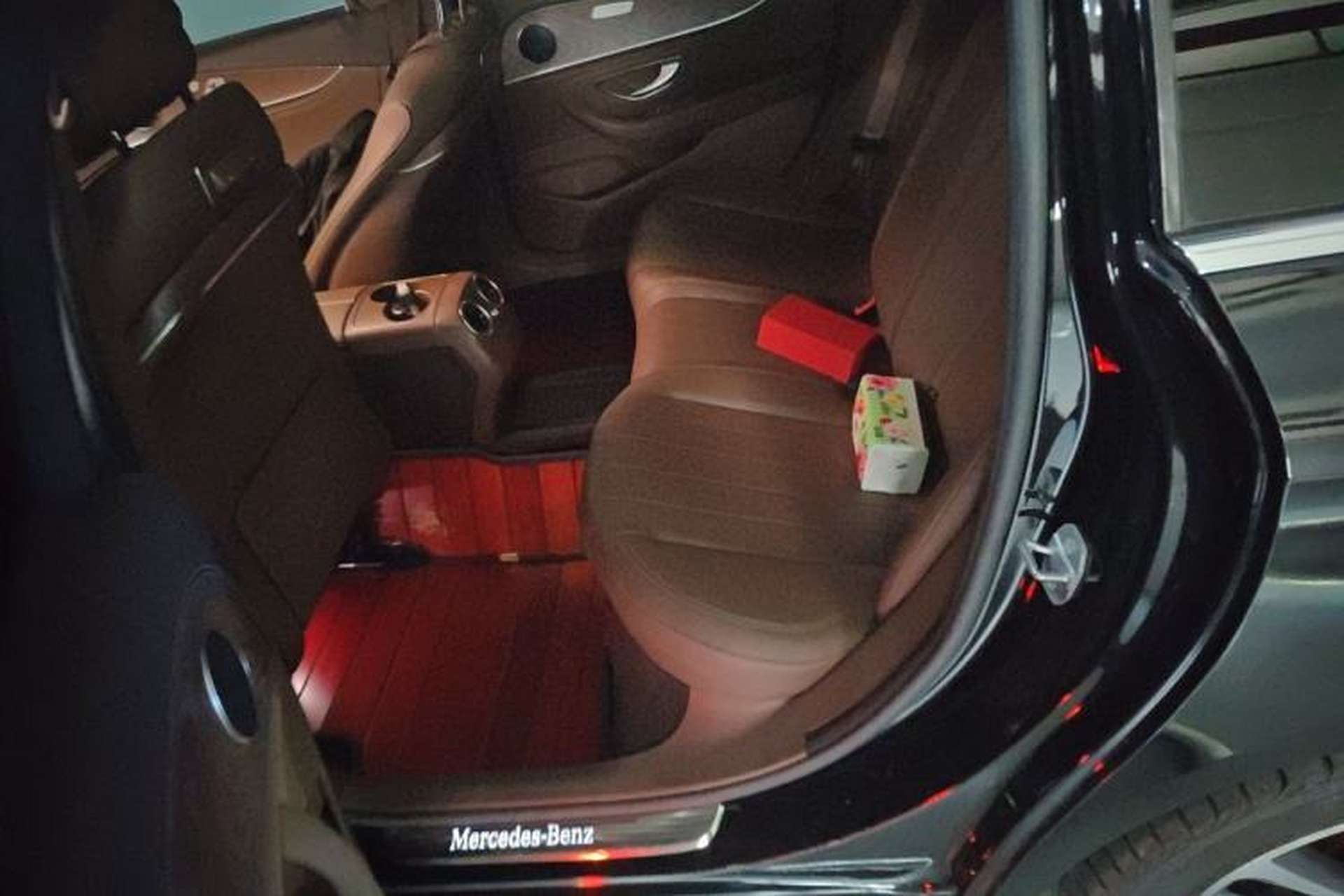 Used Mercedes-Benz E-Class 2019 Facelifted E 300 L Stylish Version Left Rear Seat