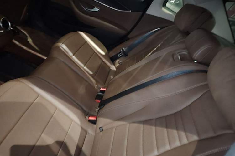 Used Mercedes-Benz E-Class 2019 E 200 L Sport Edition Left Rear Seat