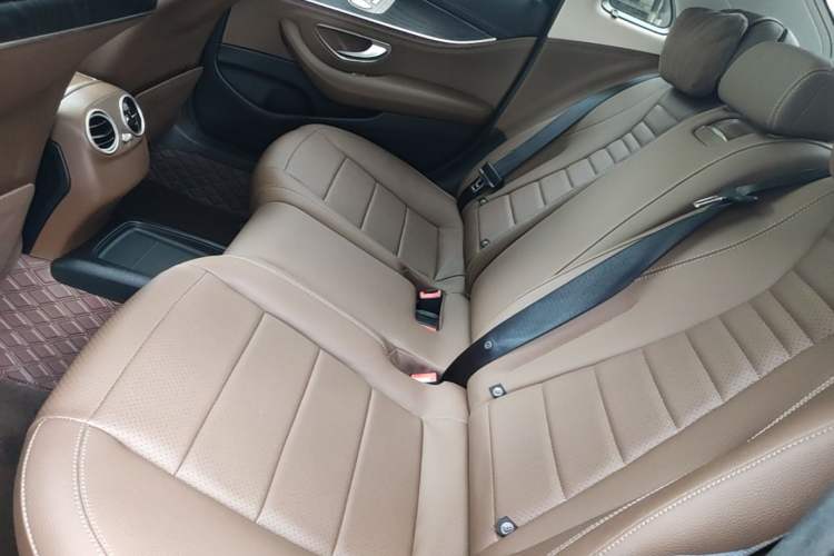 Used Mercedes-Benz E-Class 2019 Restyled E 300 L Sport Luxury Edition Left Rear Seat