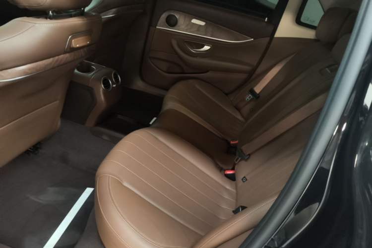Used Mercedes-Benz E-Class 2019 Facelifted E 300 L Stylish Version Left Rear Seat