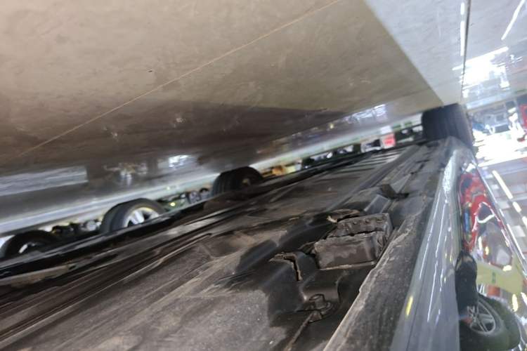 Used Mercedes-Benz E-Class 2019 E 300 L Luxury Model Left Side Sill