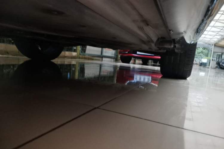 Used Mercedes-Benz E-Class 2019 E 260 Sport Edition Left Side Sill