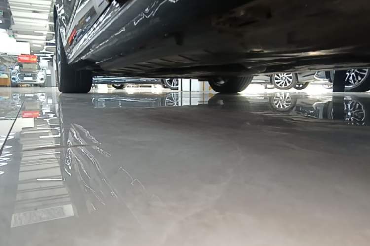 Used Mercedes-Benz E-Class 2019 Restyled E 300 L Sport Luxury Edition Left Side Sill
