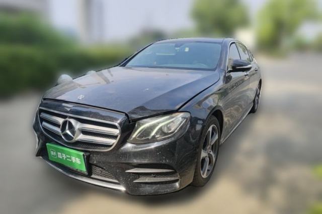 Used Mercedes-Benz E-Class 2019 E 300 L Sporty and Stylish Model