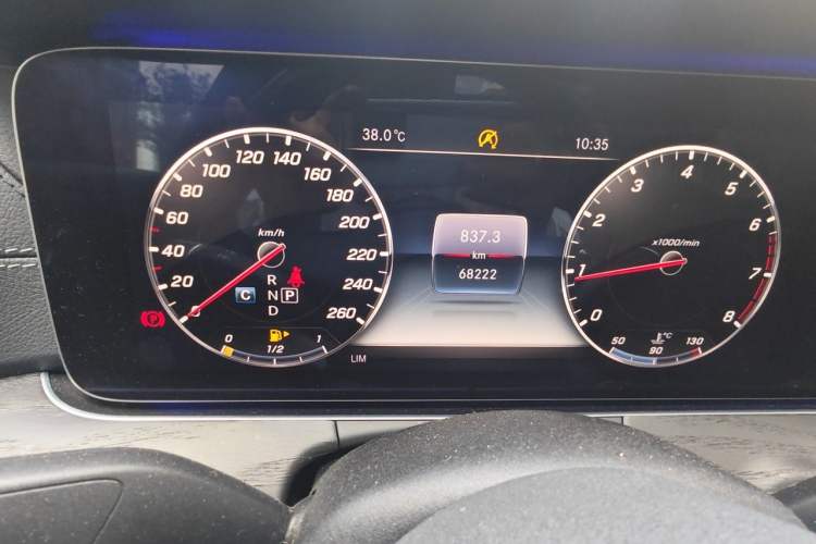 Used Mercedes-Benz E-Class 2019 Restyled E 300 L Sporty and Stylish Edition Odometer Close Up