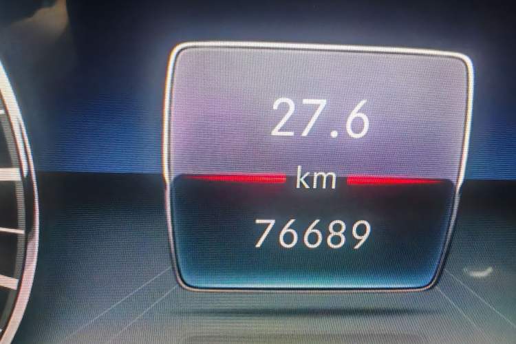 Used Mercedes-Benz E-Class 2019 Facelifted E 300 L Stylish Version Odometer Close Up