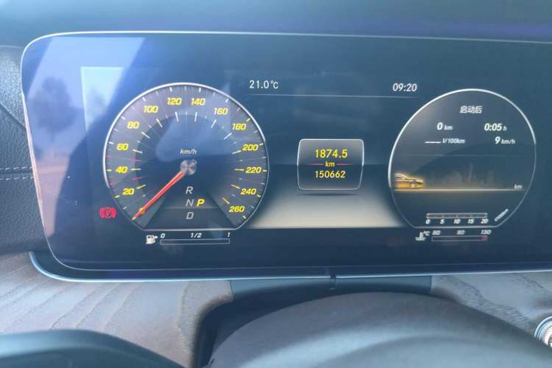 Used Mercedes-Benz E-Class 2019 Facelifted E 300 L Stylish Version Odometer Close Up