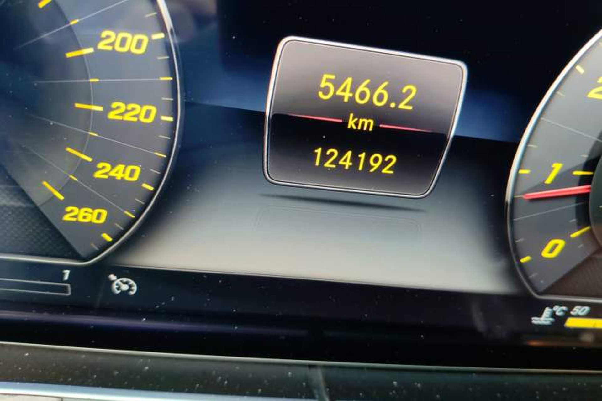 Used Mercedes-Benz E-Class 2019 Restyled E 300 L Luxury Edition Odometer Close Up