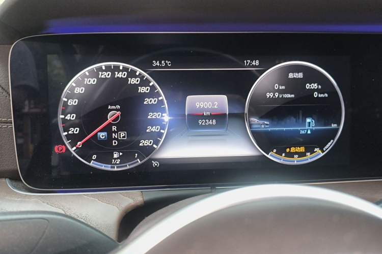 Used Mercedes-Benz E-Class 2019 Facelifted E 300 L Stylish Version Odometer Close Up
