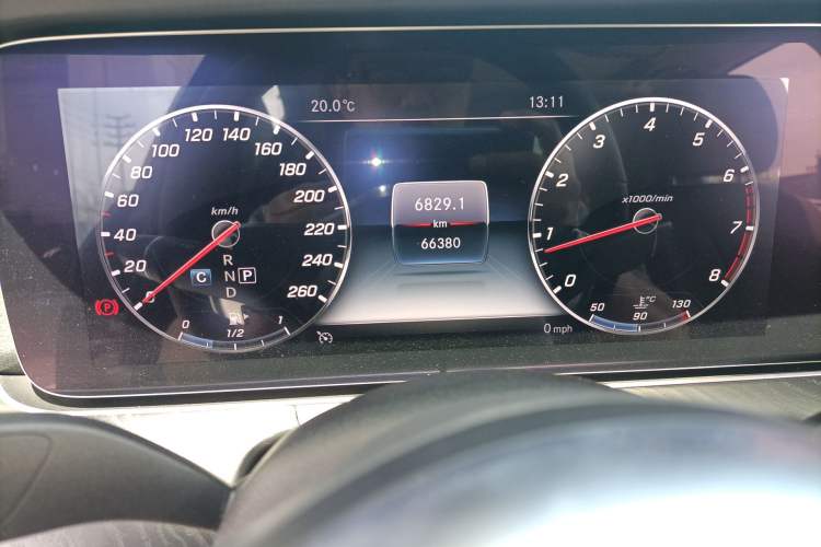 Used Mercedes-Benz E-Class 2019 E 300 L Sport Luxury Edition Odometer Close Up