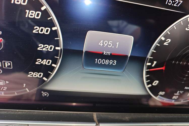 Used Mercedes-Benz E-Class 2019 Restyled E 300 L Sporty and Stylish Edition Odometer Close Up