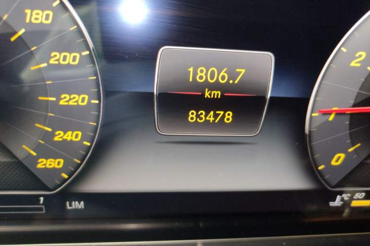 Used Mercedes-Benz E-Class 2019 Restyled E 300 L Sporty and Stylish Edition Odometer Close Up