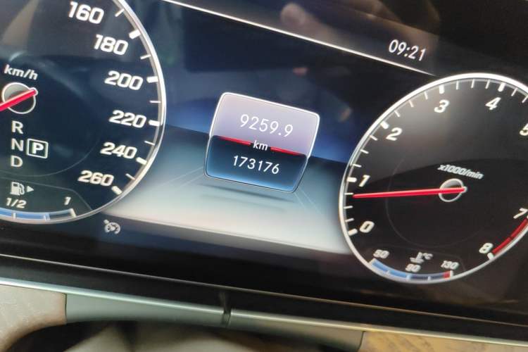Used Mercedes-Benz E-Class 2019 E 300 L Stylish Model Odometer Close Up