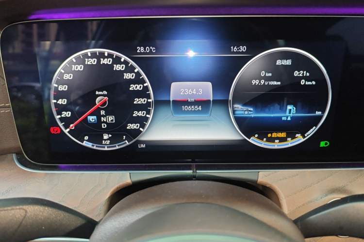 Used Mercedes-Benz E-Class 2019 Facelifted E 300 L Stylish Version Odometer Close Up
