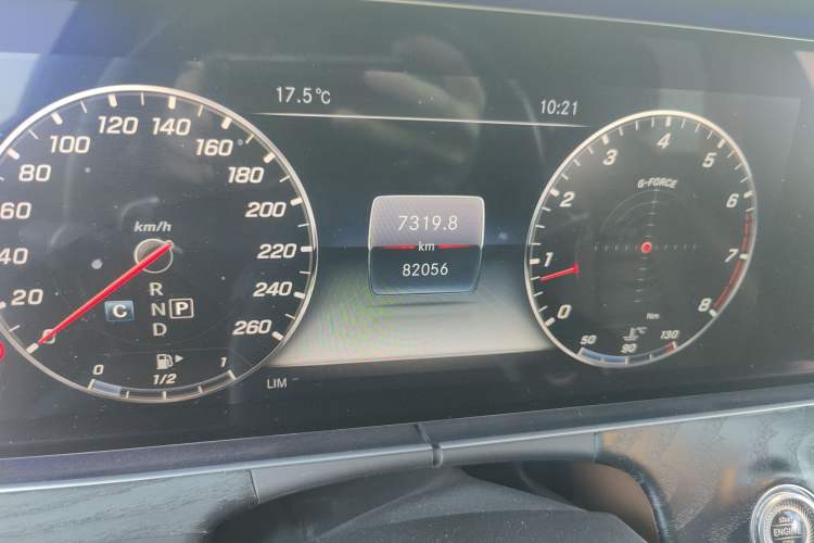 Used Mercedes-Benz E-Class 2019 E 200 L Sport Edition Odometer Close Up