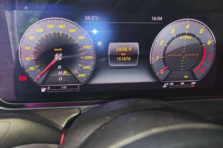 Used Mercedes-Benz E-Class 2019 E 260 L Sport Edition Odometer Close Up