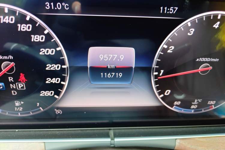 Used Mercedes-Benz E-Class 2019 E 300 L Stylish Model Odometer Close Up