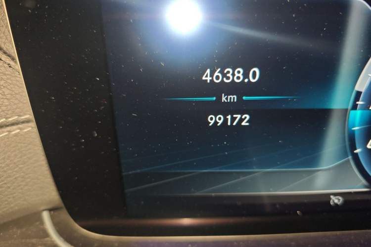 Used Mercedes-Benz E-Class 2019 E 300 L Sport Luxury Edition Odometer Close Up