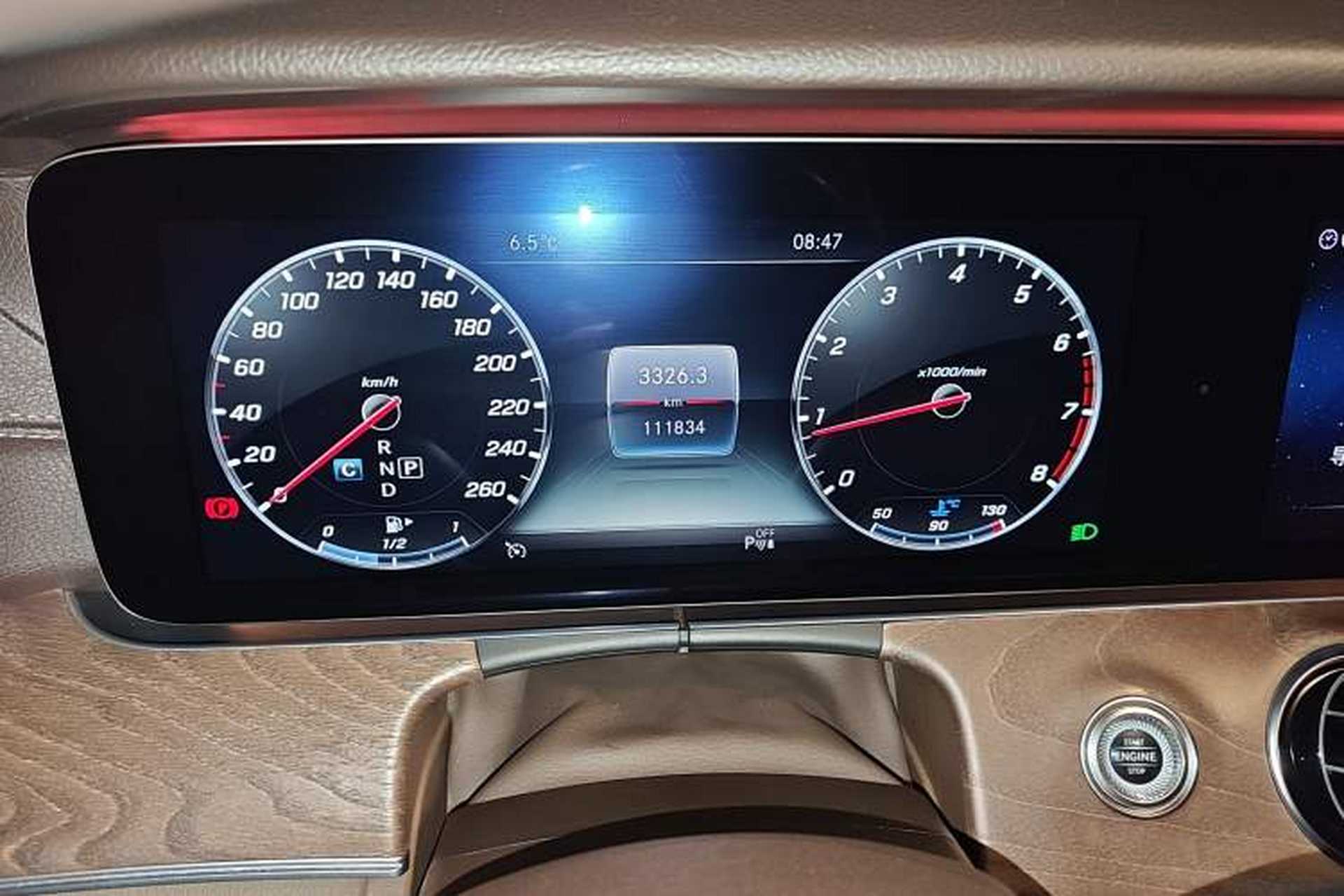 Used Mercedes-Benz E-Class 2019 E 300 L Stylish Model Odometer Close Up