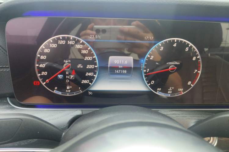 Used Mercedes-Benz E-Class 2019 Restyled E 300 L Sporty and Stylish Edition Odometer Close Up