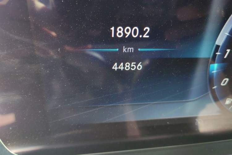 Used Mercedes-Benz E-Class 2019 E 300 L Luxury Model Odometer Close Up