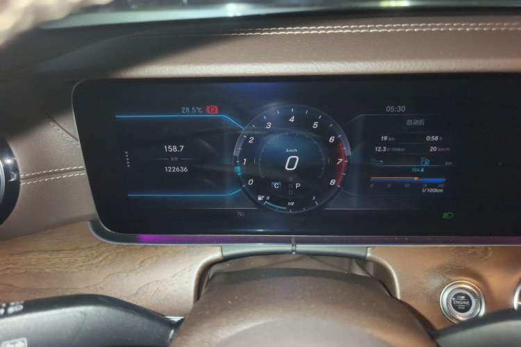 Used Mercedes-Benz E-Class 2019 E 300 L Stylish Model Odometer Close Up