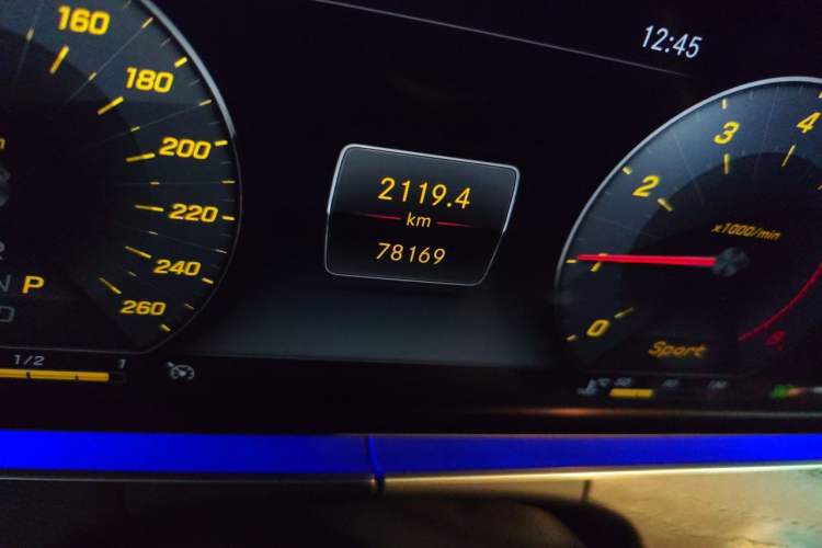 Used Mercedes-Benz E-Class 2019 Restyled E 300 L Sporty and Stylish Edition Odometer Close Up