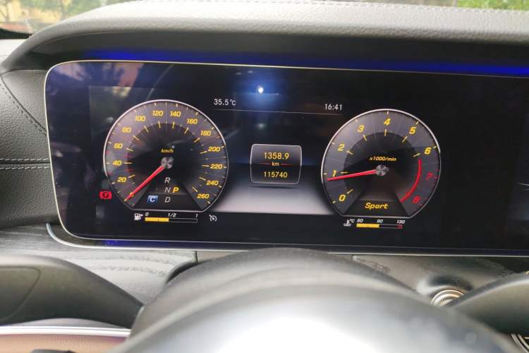 Used Mercedes-Benz E-Class 2019 E 300 L Sport Luxury Edition Odometer Close Up