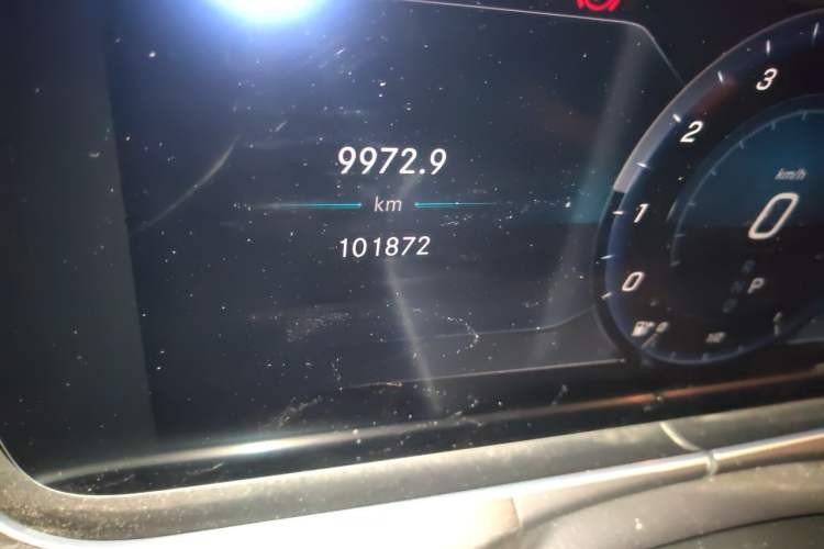 Used Mercedes-Benz E-Class 2019 Restyled E 300 L Sporty and Stylish Edition Odometer Close Up