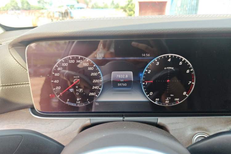 Used Mercedes-Benz E-Class 2019 Restyled E 300 L Luxury Edition Odometer Close Up