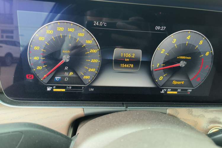 Used Mercedes-Benz E-Class 2019 E 300 L Stylish Model Odometer Close Up