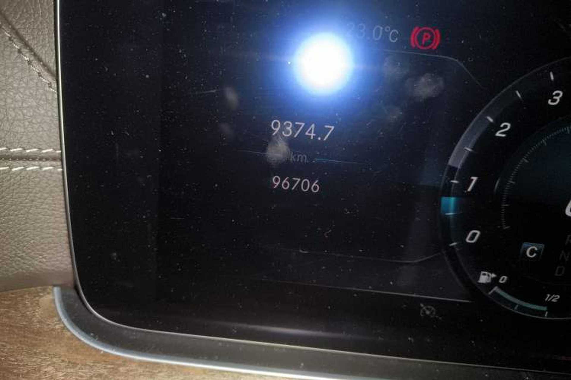 Used Mercedes-Benz E-Class 2019 E 200 L Odometer Close Up