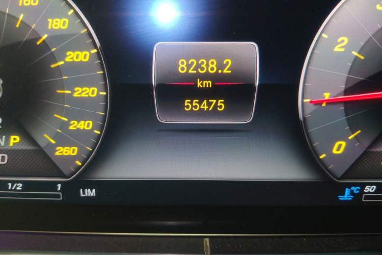 Used Mercedes-Benz E-Class 2019 E 200 L 4MATIC Odometer Close Up