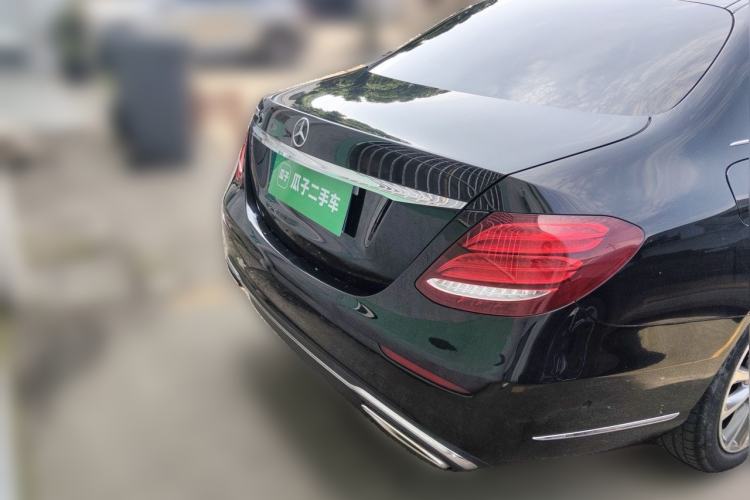 Used Mercedes-Benz E-Class 2019 E 260 L Rear
