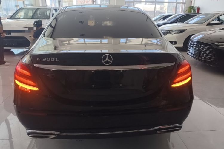 Used Mercedes-Benz E-Class 2019 E 260 L Rear